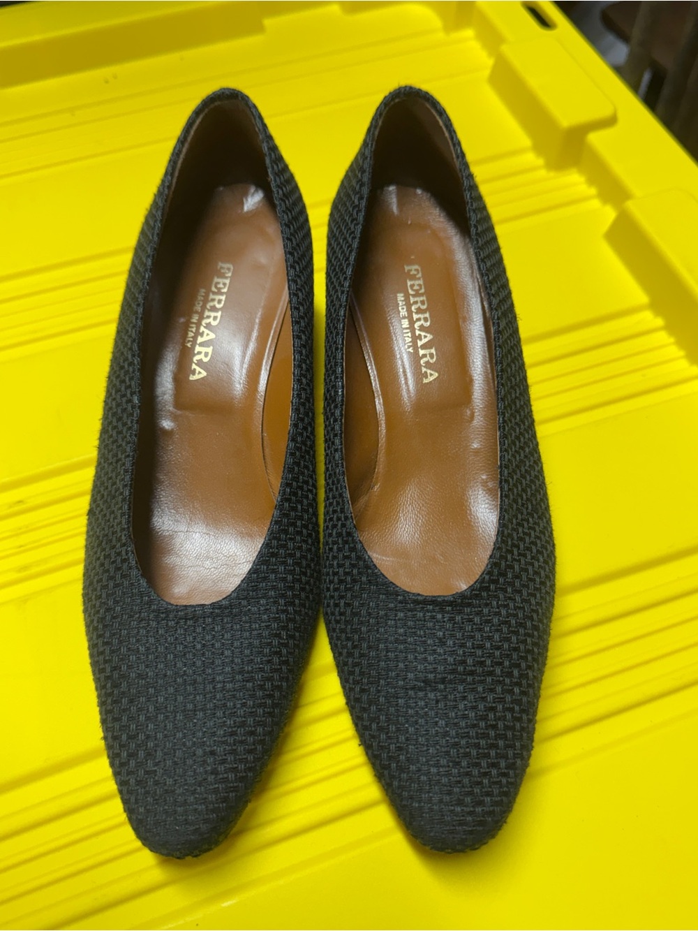 Ferrara woven texture pumps Size 8 Black
